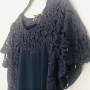 Skies Are Blue Navy Blouse L